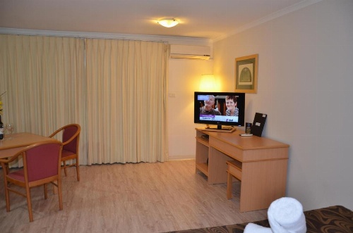 Napoleon On Kent Hotel image 30