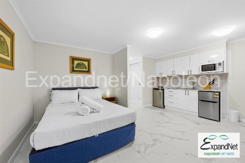 Napoleon On Kent Hotel image 41
